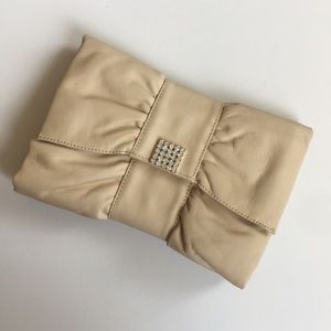 NWT Banana Republic Neutral Classic Evening Leather Bag Clutch